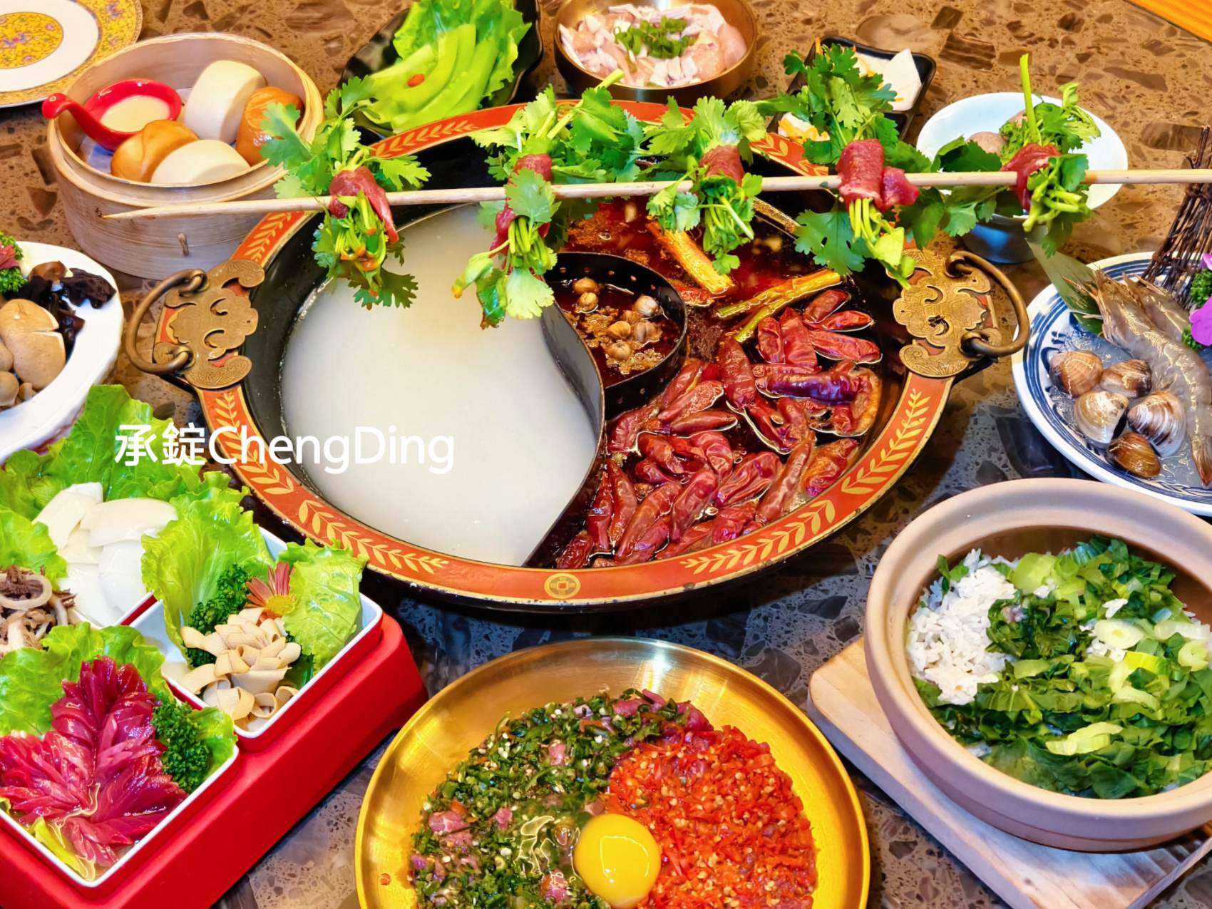 川唐景泰藍老火鍋|正宗四川成都麻辣鍋,鴨血豆腐無限續加!清宮風格用餐空間。 - 第1張圖 川唐景泰藍老火鍋|正宗四川成都麻辣鍋,鴨血豆腐無限續加!清宮風格用餐空間。