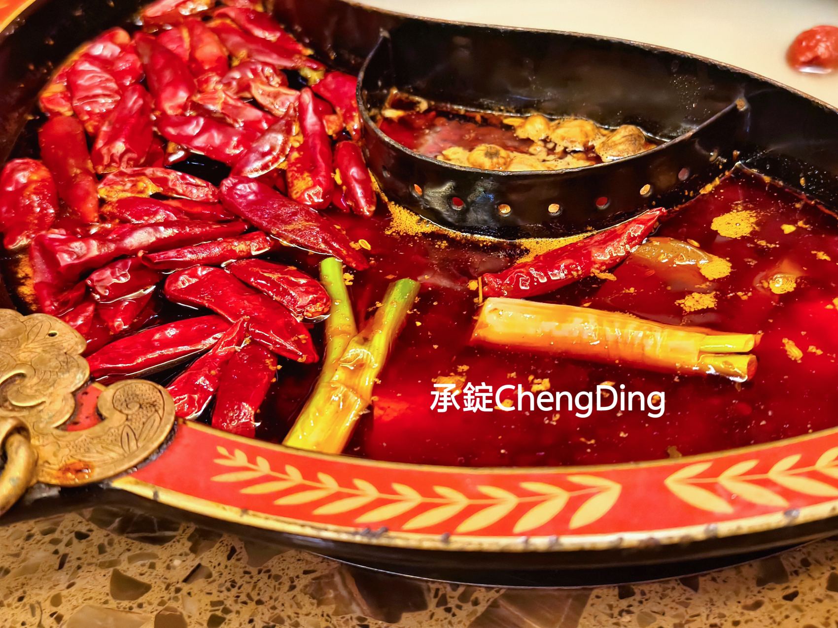 川唐景泰藍老火鍋|正宗四川成都麻辣鍋,鴨血豆腐無限續加!清宮風格用餐空間。 - 第11張圖 川唐景泰藍老火鍋|正宗四川成都麻辣鍋,鴨血豆腐無限續加!清宮風格用餐空間。