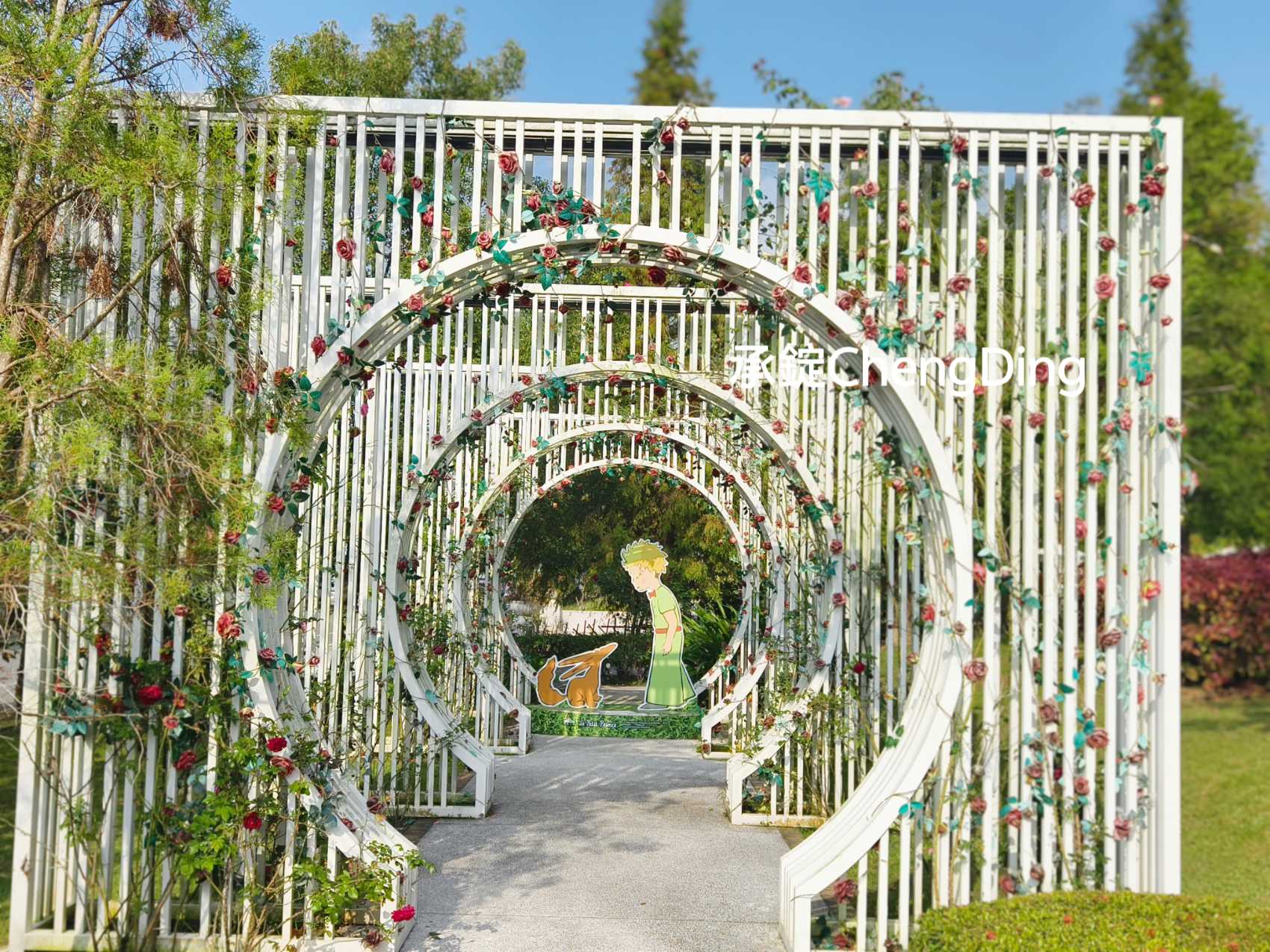 嘉義【蓋婭莊園】走進純白希臘式城堡！結合美學生技、五星級飯店主廚料理餐廳，走在時光秘境遇見小王子。