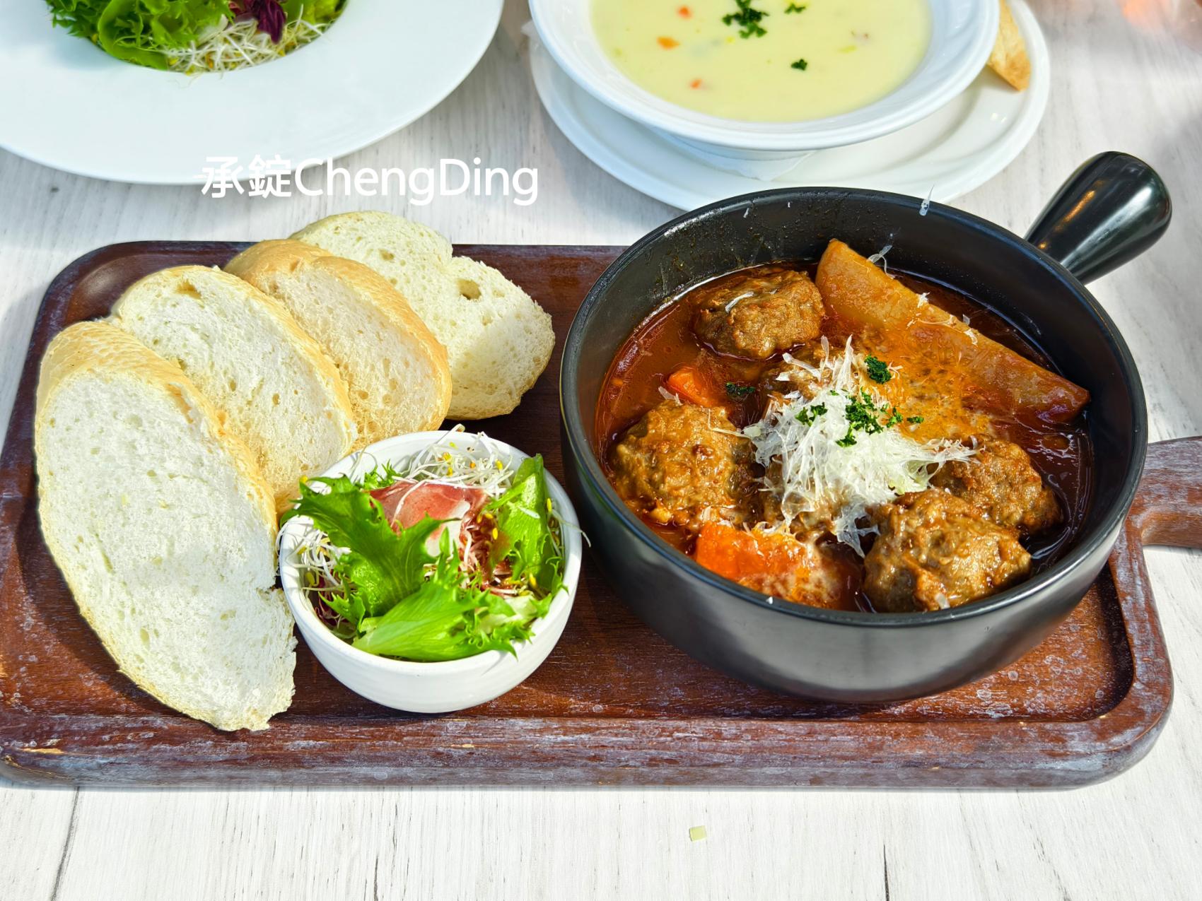 嘉義【蓋婭莊園】走進純白希臘式城堡！結合美學生技、五星級飯店主廚料理餐廳，走在時光秘境遇見小王子。