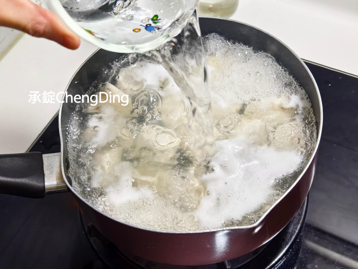 【宅配冷凍水餃推薦】鄭好高麗菜豬肉水餃｜28克大顆水餃，獨立盒裝冰箱必囤款