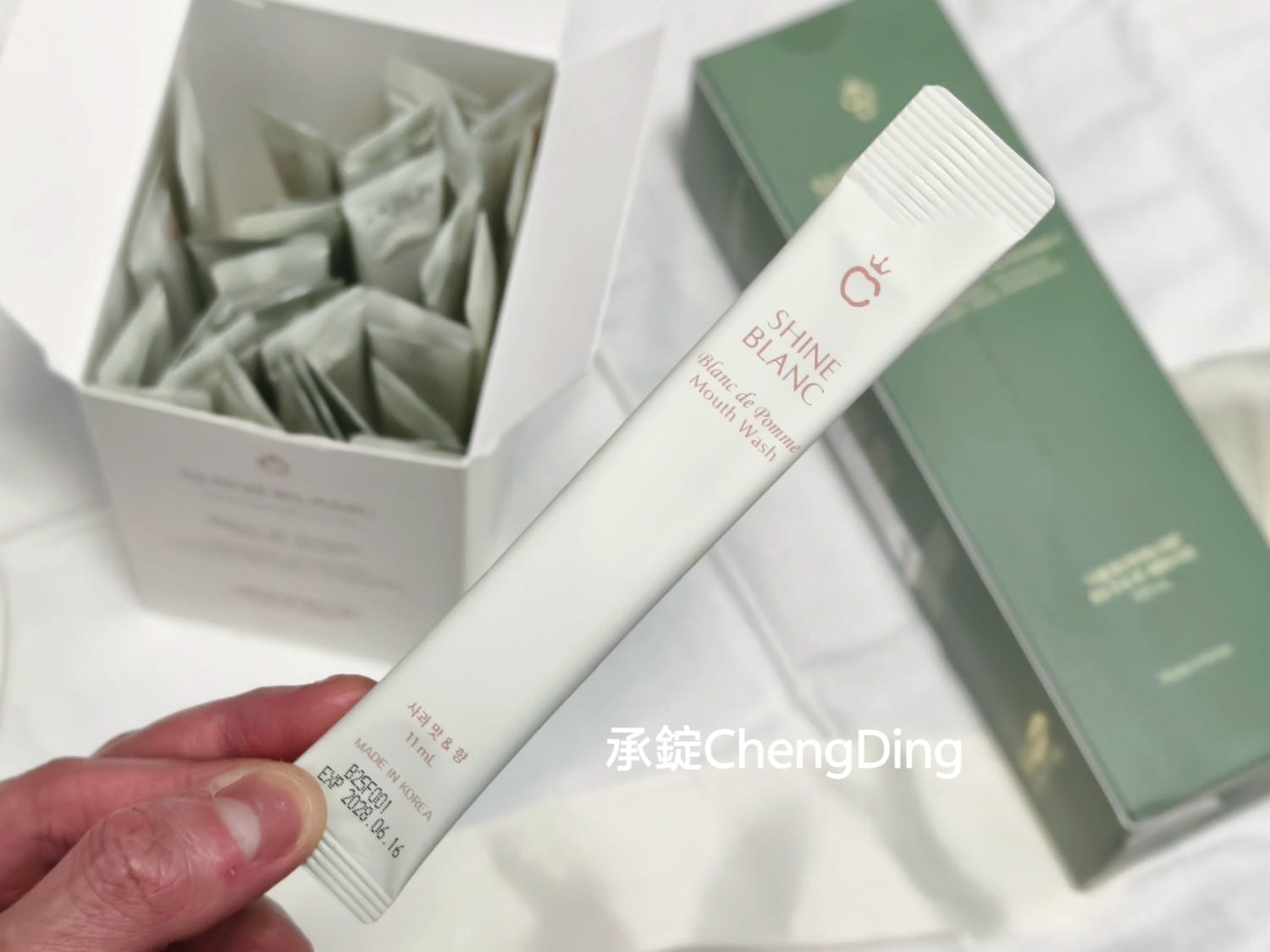 韓國好物推薦【SHINE BLANC 潔淨清新漱口水】麝香葡萄、清新蘋果口味！風靡日韓貴婦圈。