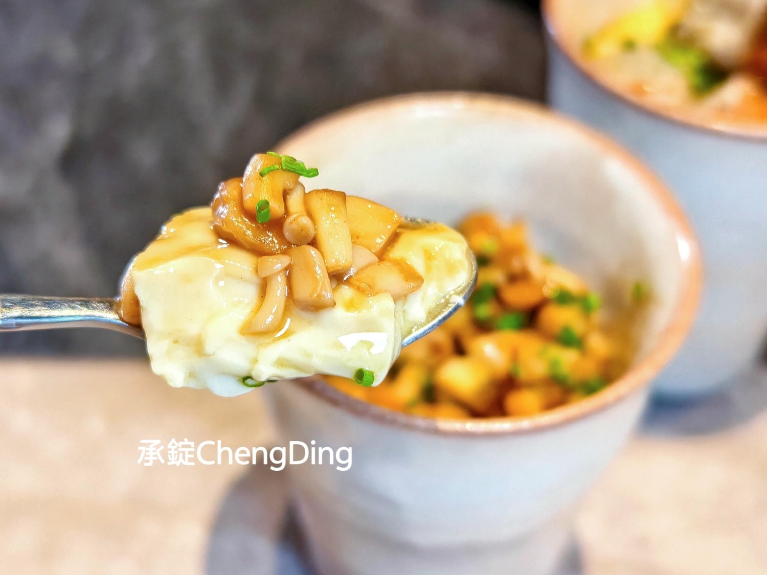 台中西屯【跃.YueFire直火小料理（躍）】逢甲特色「炭火」烤出的美味！晚餐、宵夜、日本清酒小酌新選擇～營業至凌晨1點。