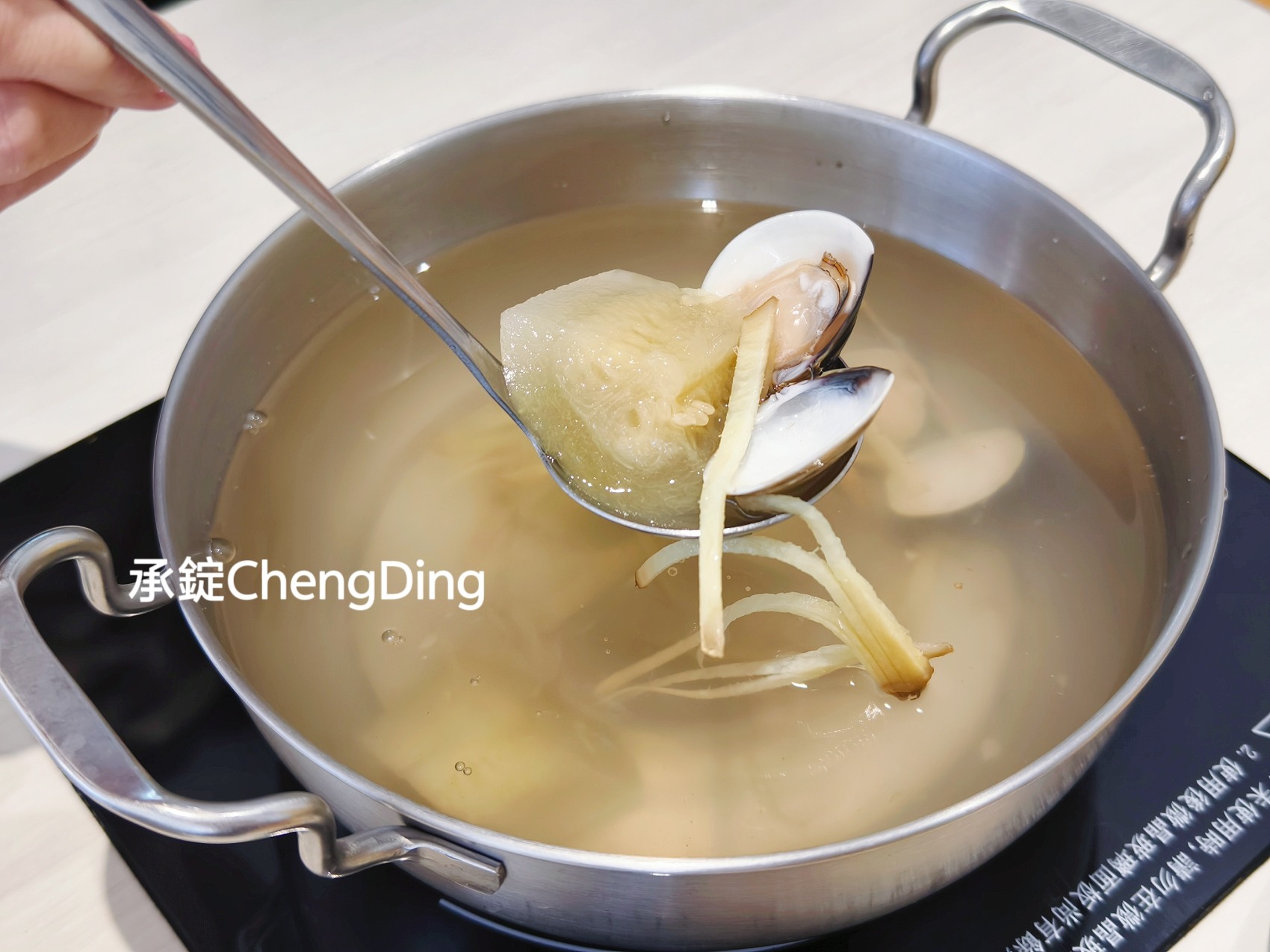 粗吼鍋｜台中北區火鍋推薦！主打正港台式火鍋，石頭鍋、西瓜綿湯底超有特色，高CP值個人火鍋超滿足！