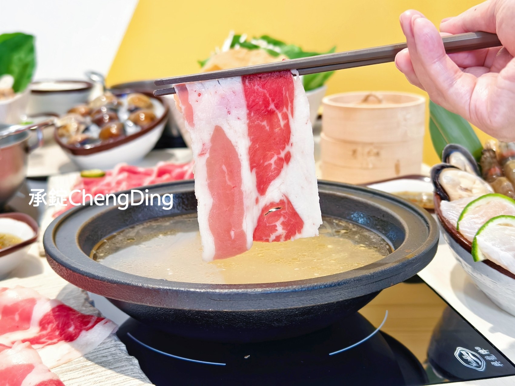 粗吼鍋｜台中北區火鍋推薦！主打正港台式火鍋，石頭鍋、西瓜綿湯底超有特色，高CP值個人火鍋超滿足！