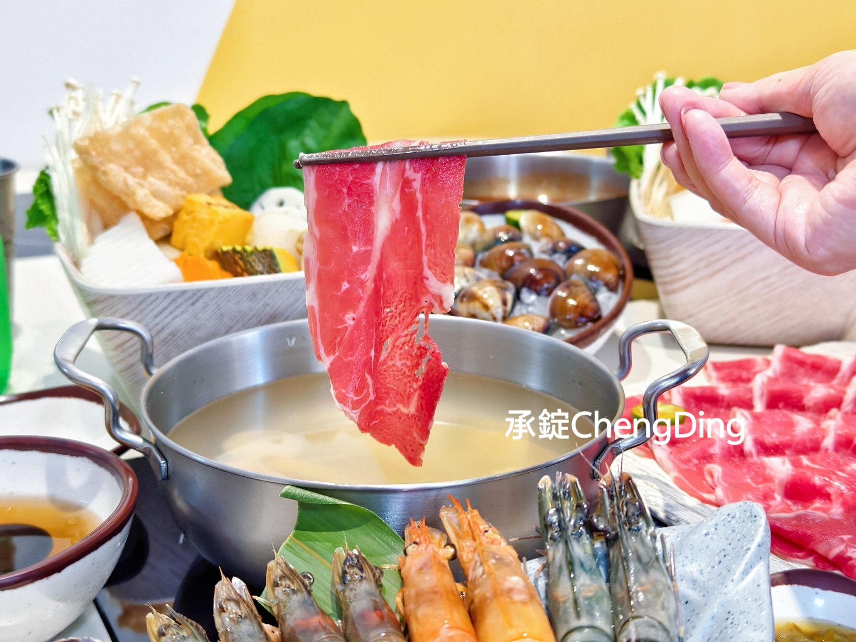 粗吼鍋｜台中北區火鍋推薦！主打正港台式火鍋，石頭鍋、西瓜綿湯底超有特色，高CP值個人火鍋超滿足！