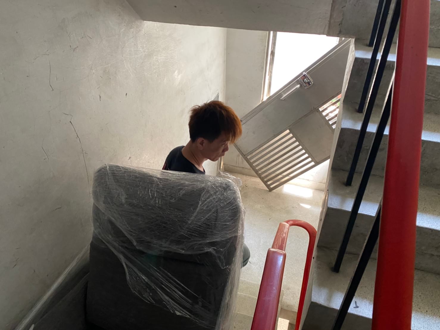 成傑搬家貨運股份有限公司｜全台跨縣市專業搬家打包，固定搬家計費方式，台北/新北搬家公司推薦！