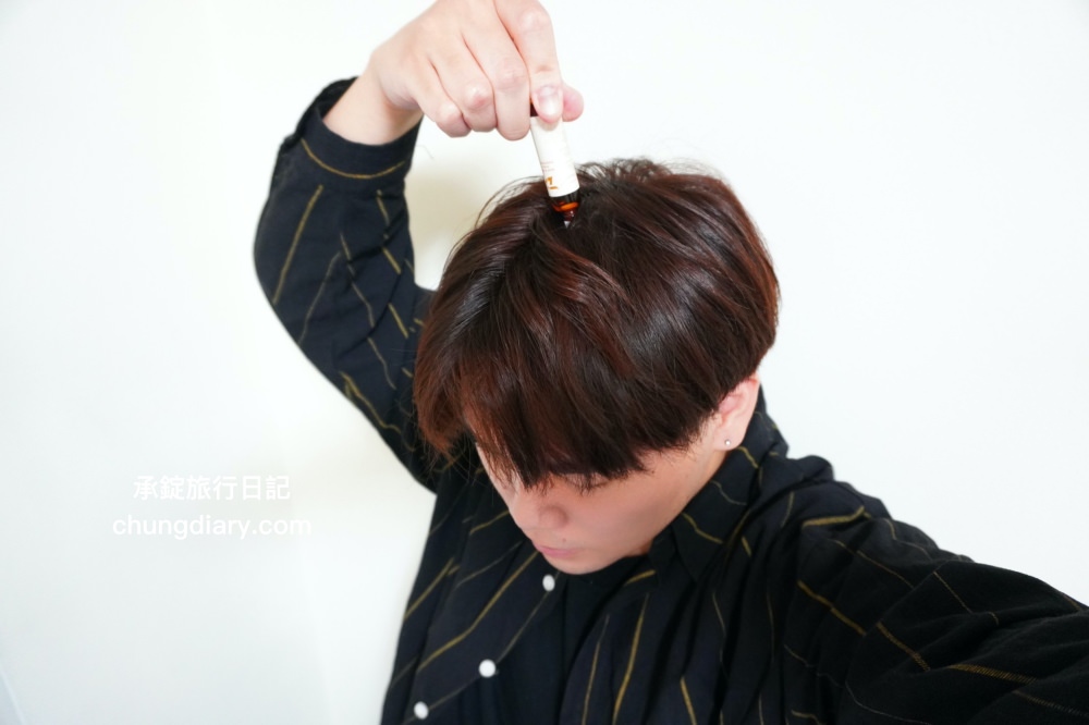 Delfina達爾菲娜【舒緩控油頭皮滾珠精油】主打5大天然植萃精華，小小一瓶輕巧好攜帶，一抹就能使頭皮感到清爽愉悅！