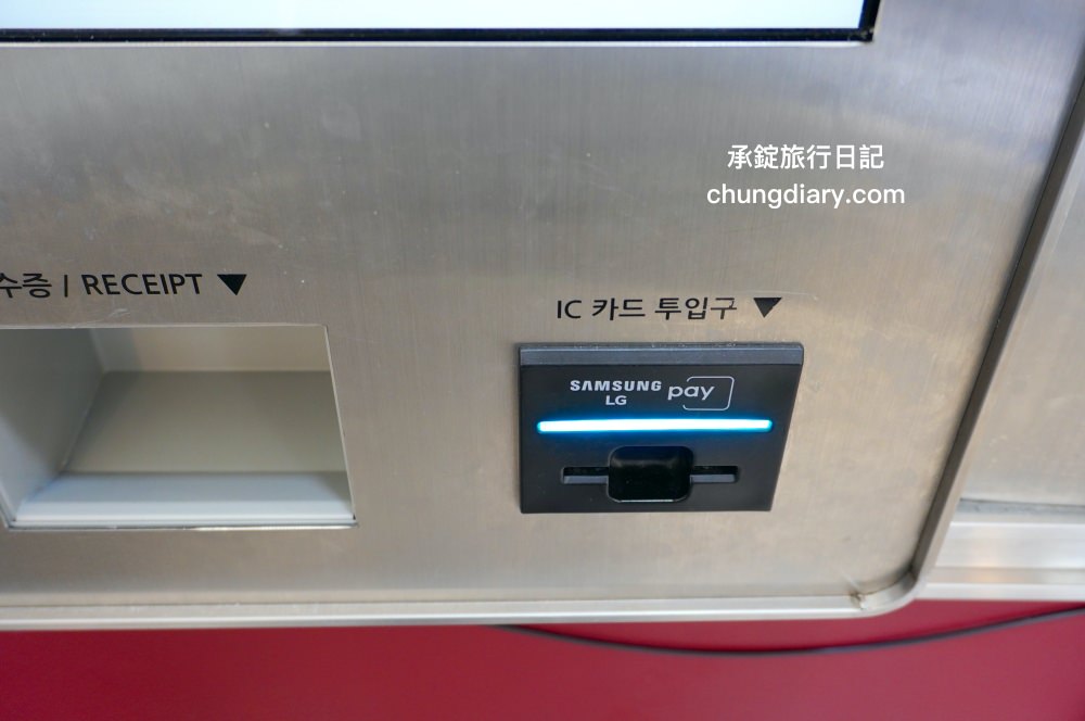 釜山南浦站早餐【EGG DROP 南浦洞店】 爆漿歐姆蛋三明治，軟嫩滑蛋＋特製醬汁＋烤厚片，韓式吐司盒子推薦！