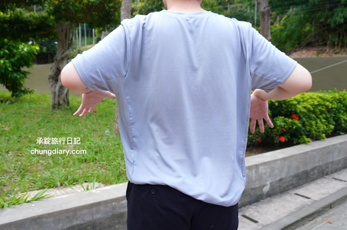 ESCURA清輕貼身著｜90%出自永續森林的機能衣，親膚涼感、抗菌除臭、物理性防曬上衣/男生四角內褲。