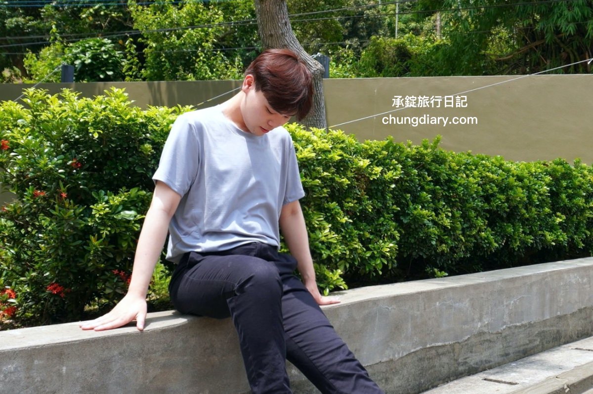 ESCURA清輕貼身著｜90%出自永續森林的機能衣，親膚涼感、抗菌除臭、物理性防曬上衣/男生四角內褲。