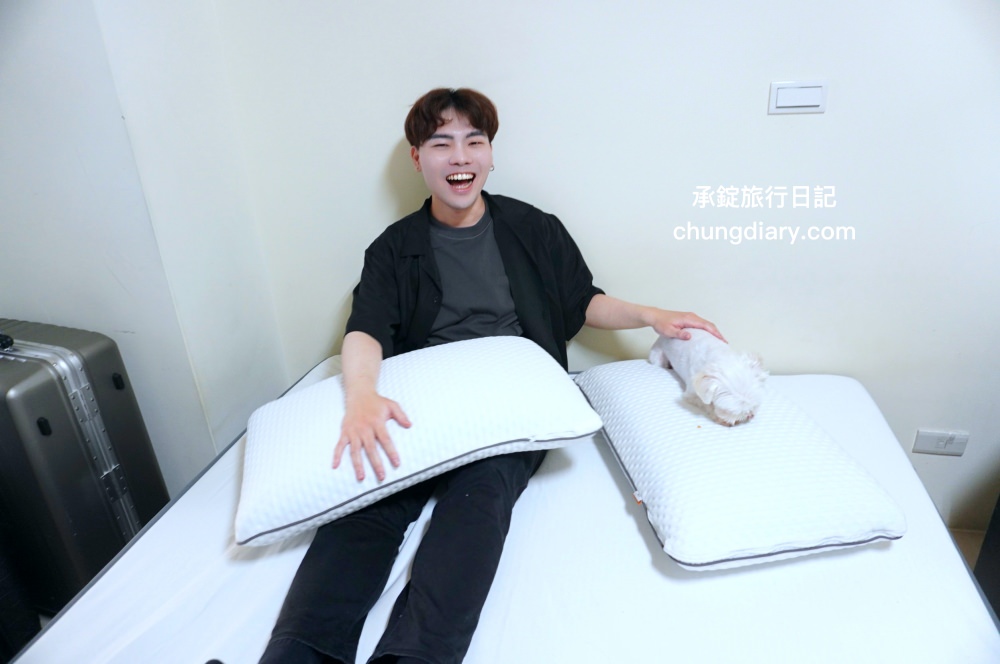 Emma床墊評價｜德國歐洲床墊品牌，100天免費試睡、10年保固、全台本島免運費！捲包式床墊壓縮包裝「Emma Hybrid 獨立筒床墊」開箱。