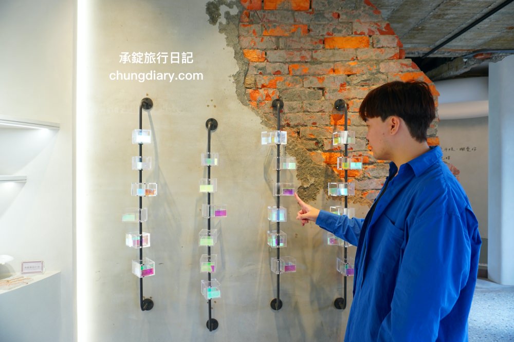 IR飾品台中旗艦店｜老宅X飾品X咖啡店結合，適合你的最幸福，求婚訂婚戒、定情紀念戒指、純銀項鍊、手鍊手環專門品牌！超美超好拍的珠寶飾品店，免費招待請你喝咖啡。