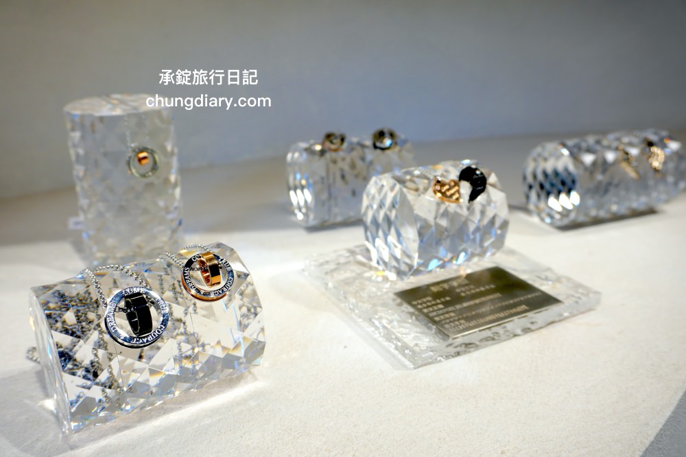 IR飾品台中旗艦店｜老宅X飾品X咖啡店結合，適合你的最幸福，求婚訂婚戒、定情紀念戒指、純銀項鍊、手鍊手環專門品牌！超美超好拍的珠寶飾品店，免費招待請你喝咖啡。