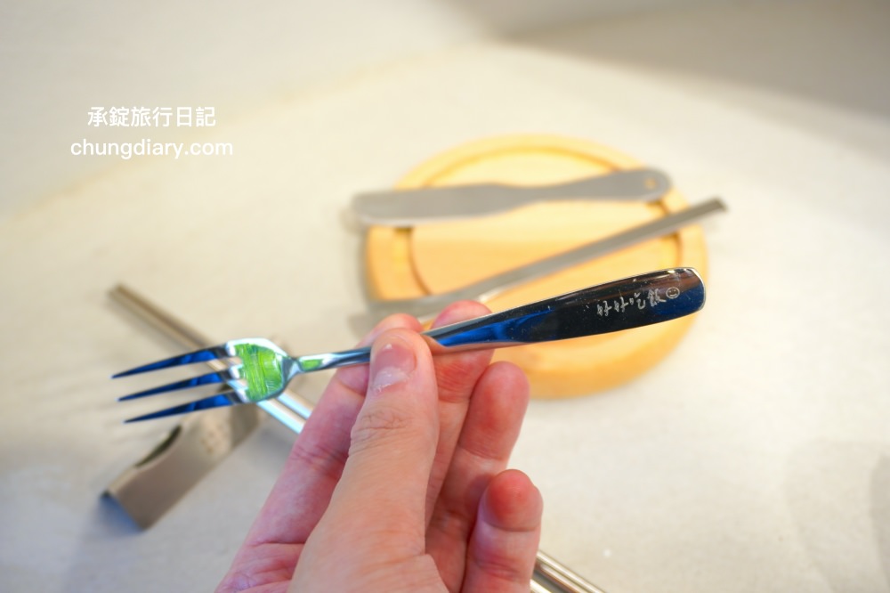 IR飾品台中旗艦店｜老宅X飾品X咖啡店結合，適合你的最幸福，求婚訂婚戒、定情紀念戒指、純銀項鍊、手鍊手環專門品牌！超美超好拍的珠寶飾品店，免費招待請你喝咖啡。