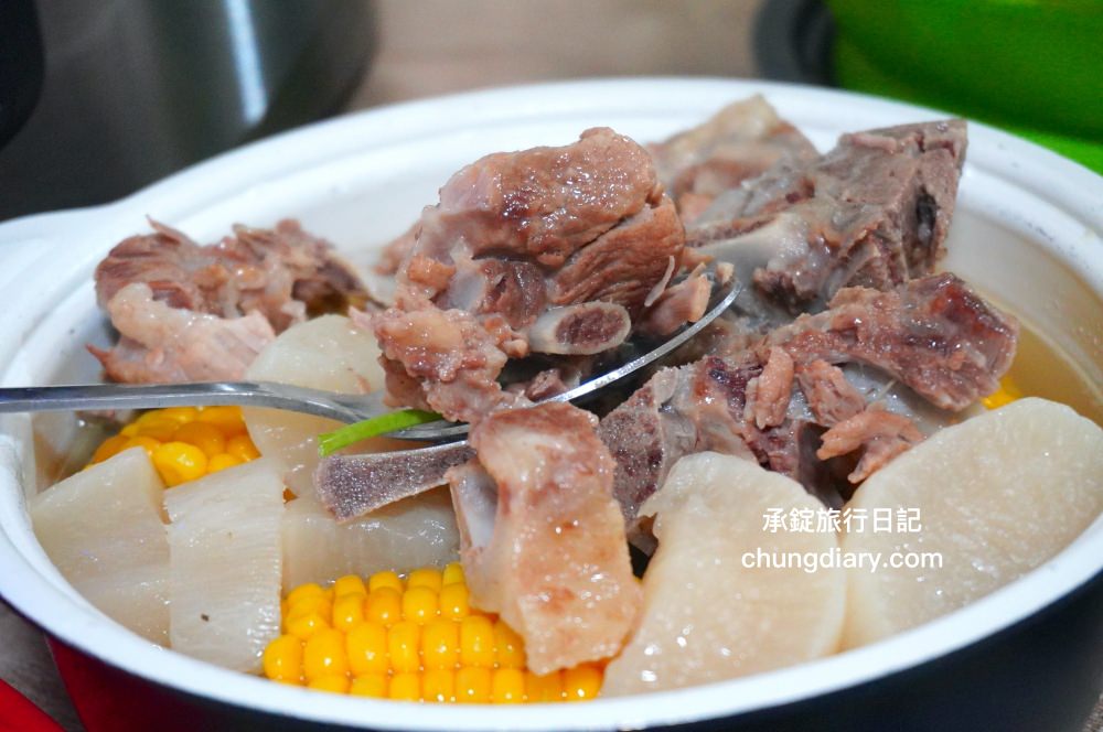 Instant Pot智慧萬用鍋|IP音速鍋|電子壓力鍋開箱,九合一功能,蒸、煮、炒、燉、米飯、舒肥、優格…等一鍋就搞定!食譜參考:蘿蔔玉米排骨湯、可樂雞翅、古早味紅燒肉包生菜。 - 第21張圖 Instant Pot智慧萬用鍋|IP音速鍋|電子壓力鍋開箱,九合一功能,蒸、煮、炒、燉、米飯、舒肥、優格…等一鍋就搞定!食譜參考:蘿蔔玉米排骨湯、可樂雞翅、古早味紅燒肉包生菜。