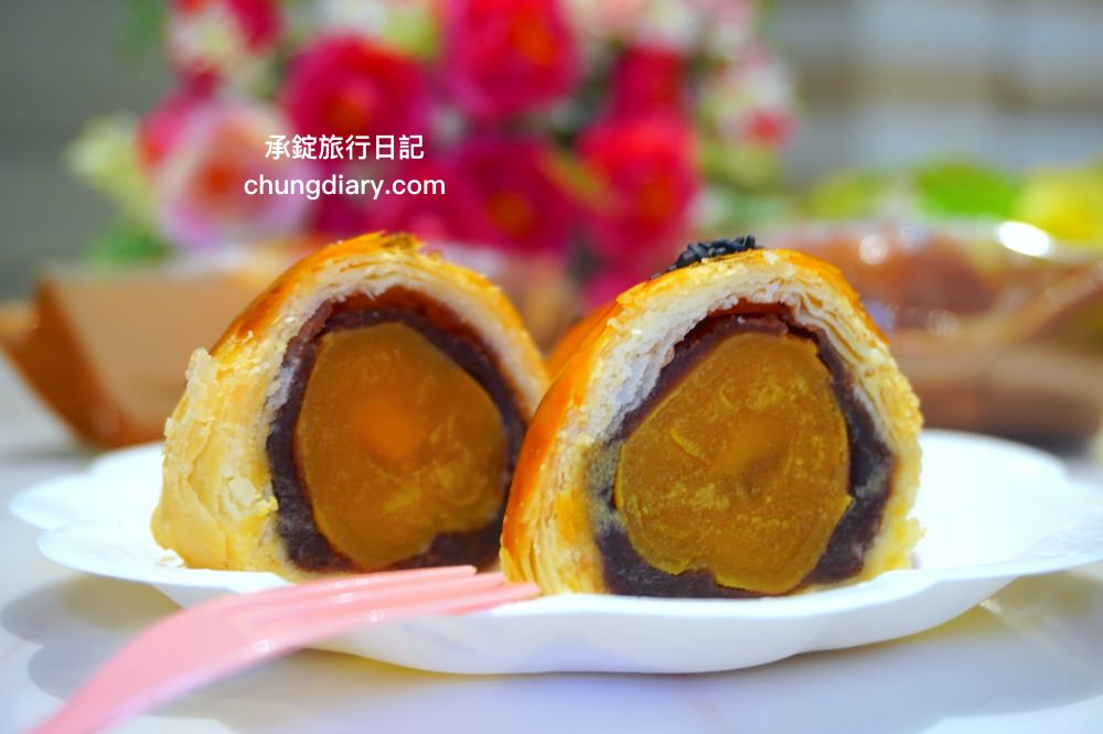 台中蛋黃酥推薦【JL手作烘焙】大里甜點麵包工作坊，金沙控最愛！鹹蛋黃系列甜品，佶利蛋行自產紅土鹹鴨蛋。
