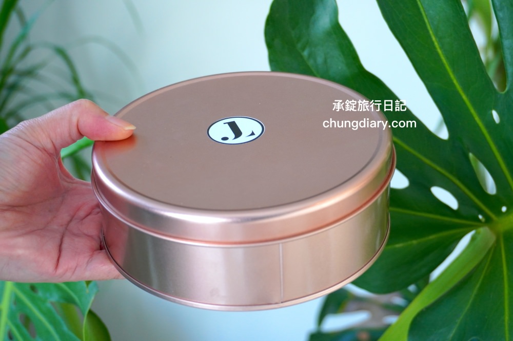 台中蛋黃酥推薦【JL手作烘焙】大里甜點麵包工作坊，金沙控最愛！鹹蛋黃系列甜品，佶利蛋行自產紅土鹹鴨蛋。