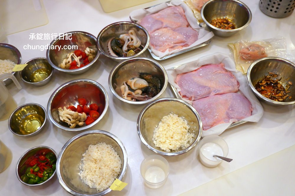 夏普HEALSIO水波爐｜一機多用「蒸、煮、炒、炸、烤、微波、舒肥」智慧烹調，ABC Cooking 南港廚藝教室，料理推薦：泰式街頭小吃、炙燒牛小排。