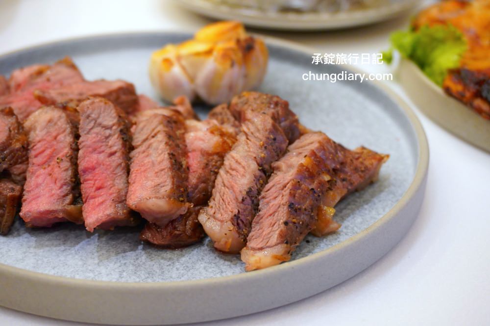 夏普HEALSIO水波爐｜一機多用「蒸、煮、炒、炸、烤、微波、舒肥」智慧烹調，ABC Cooking 南港廚藝教室，料理推薦：泰式街頭小吃、炙燒牛小排。