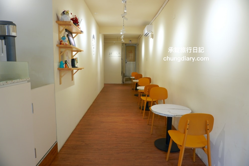 SipSip栩栩茶｜台中南區忠明南路手搖飲料店，主打使用100%原葉茶、自己熬煮的蔗糖！無添加香精、香料、健康實在讓你喝上一杯好茶。