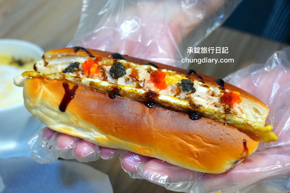 台中大里【WPAPA Teppanyaki Brunch 鐵板料理早午餐】前夏慕尼主廚掌廚料理，份量十足，法式高檔早午餐推薦！櫻桃鴨腿鱈魚鐵板麵、特製炸・烤鮮奶饅頭堡。