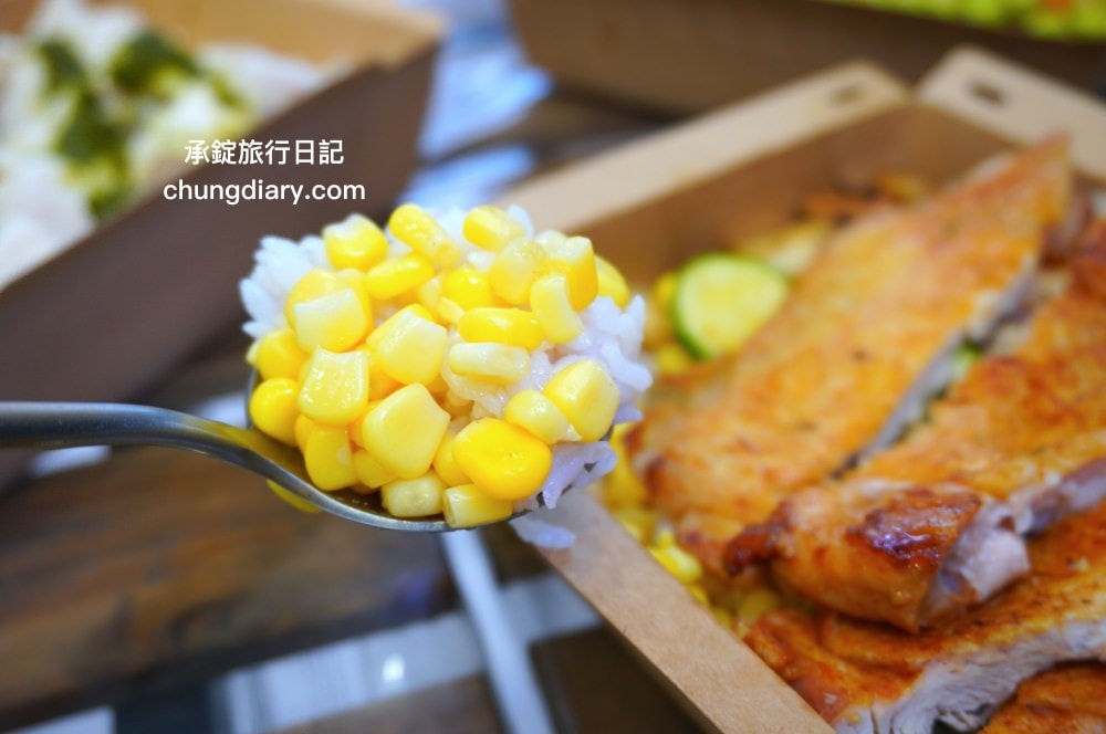 Daddi 活力餐盒 西屯店｜台中健身餐、增肌、減脂、低gi、低卡便當推薦｜World Gym世界健身俱樂部－台中西屯店 斜對面。